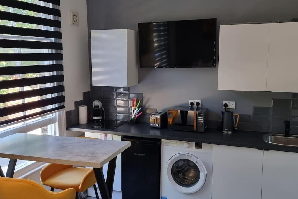 Central London Studio 1Bedroom Екстериор снимка